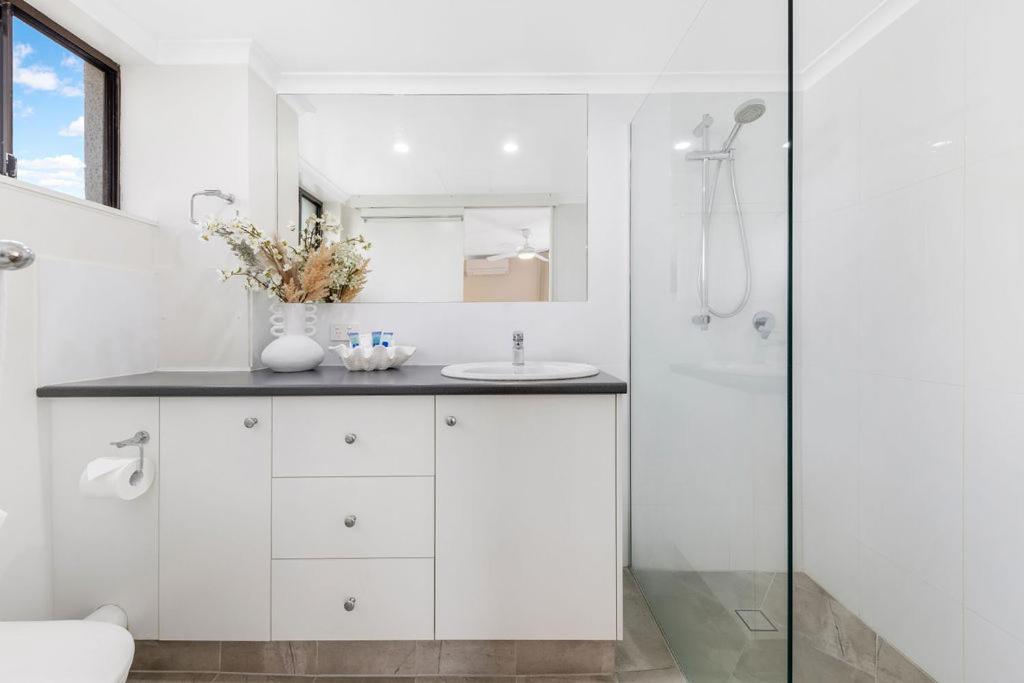 Kalua Holiday Apartments Maroochydore Bagian luar foto